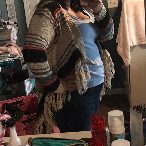 ❌SOLD❌ Striped Fringe Open Cardigan - Picture 5 of 6